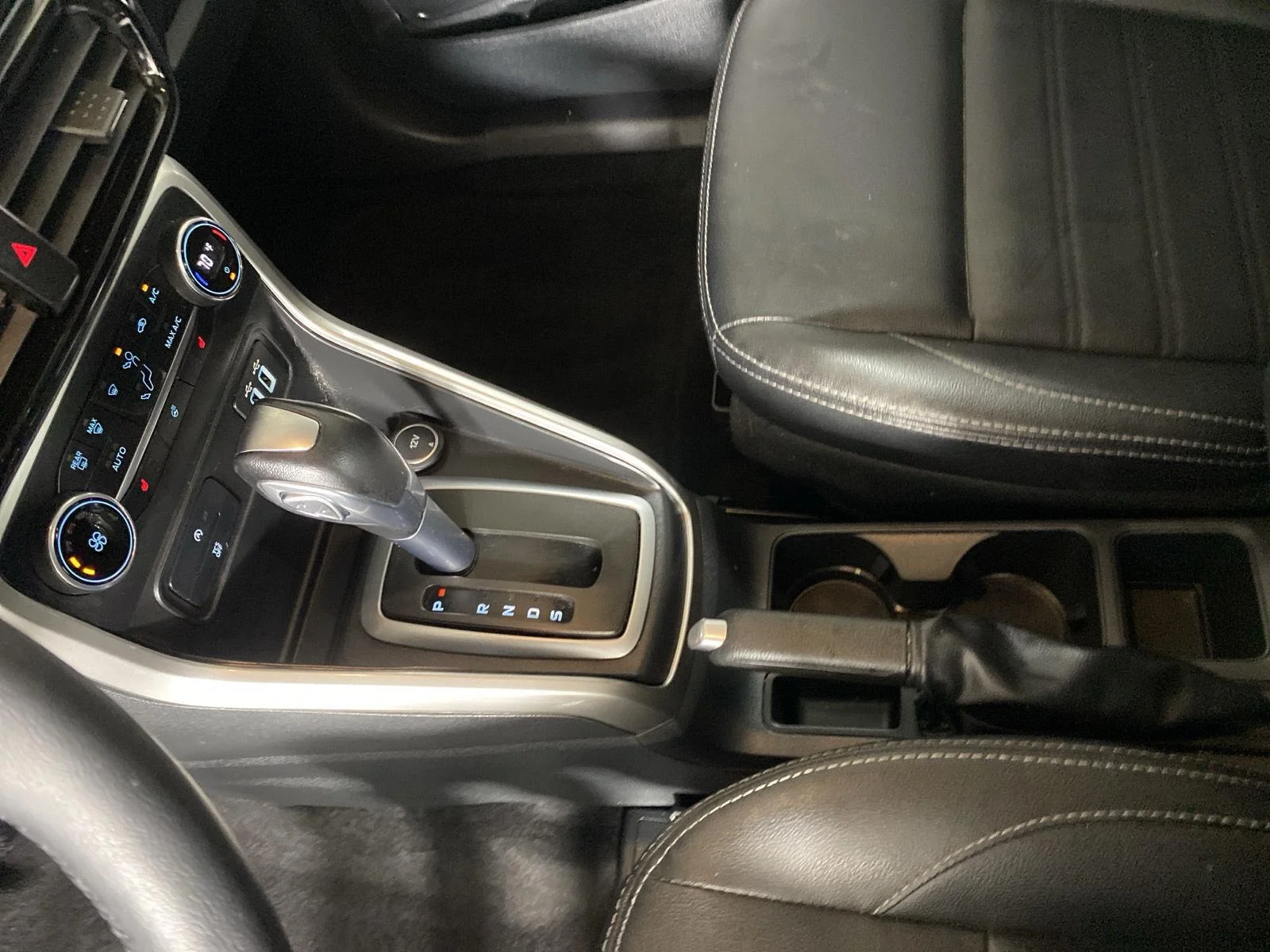 Used 2022 Blue Ford Titanium image 25