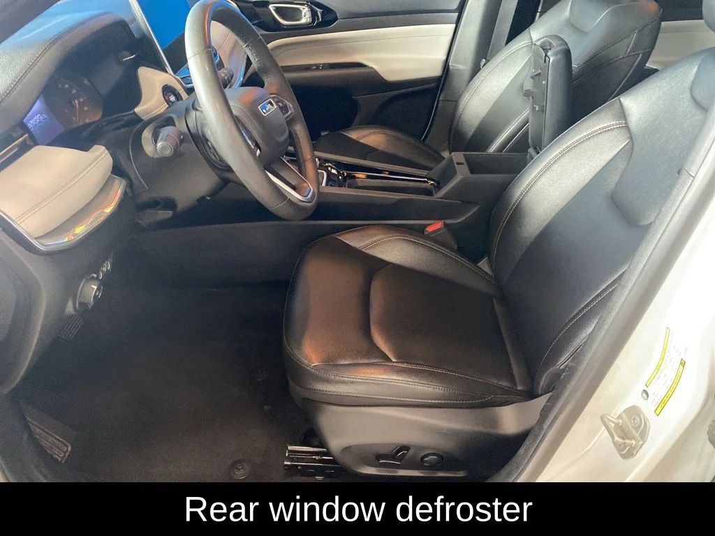 Used 2024 White Jeep Limited image 7