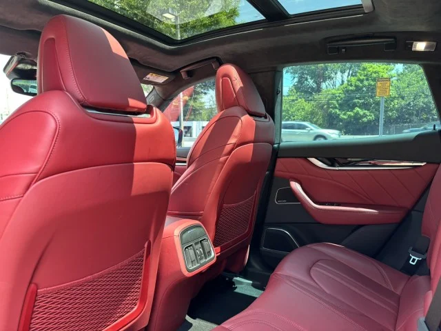 Used 2022 Nero Ribelle Metallic Maserati Modena ~ Sportivo & Nerissimo Package !! image 14