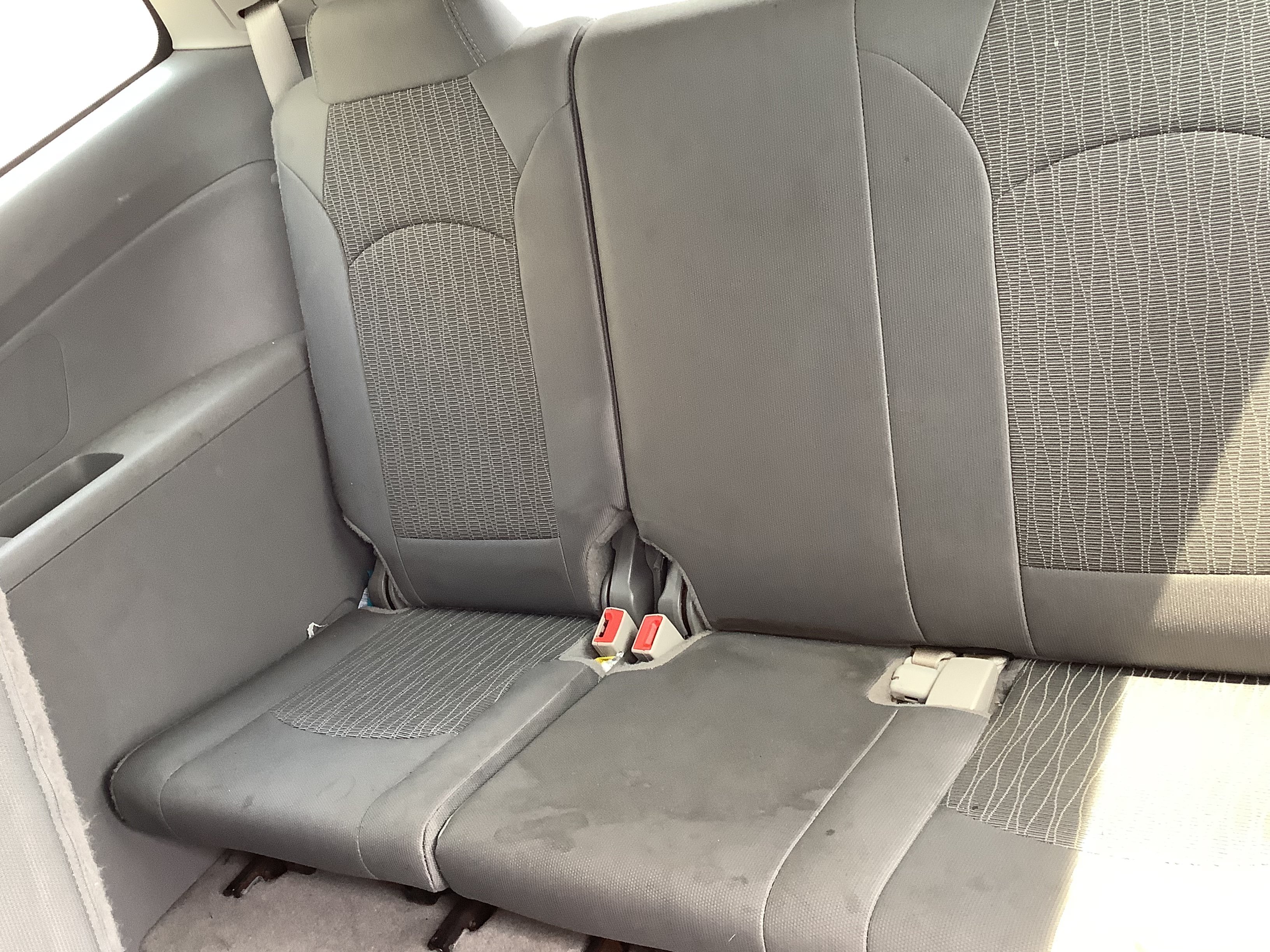 Used 2016 Silver Chevrolet LS image 9