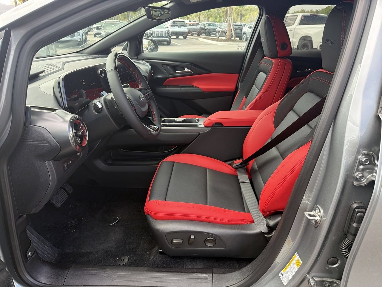 2026 Chevrolet Equinox EV RS - Photo 18