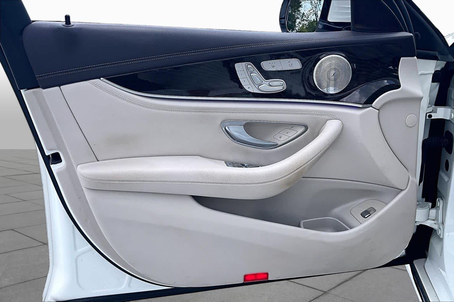 Used 2020 designo Diamond White Metallic Mercedes-Benz E 350 image 21
