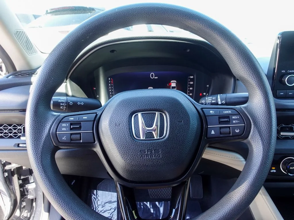 Used 2023 Meteorite Gray Metallic Honda EX image 13