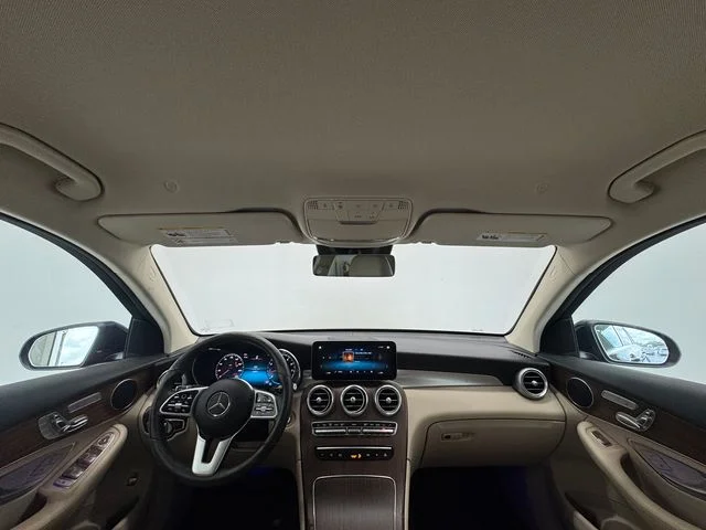 Certified Used 2022 Lunar Blue Metallic Mercedes-Benz GLC 300 image 20