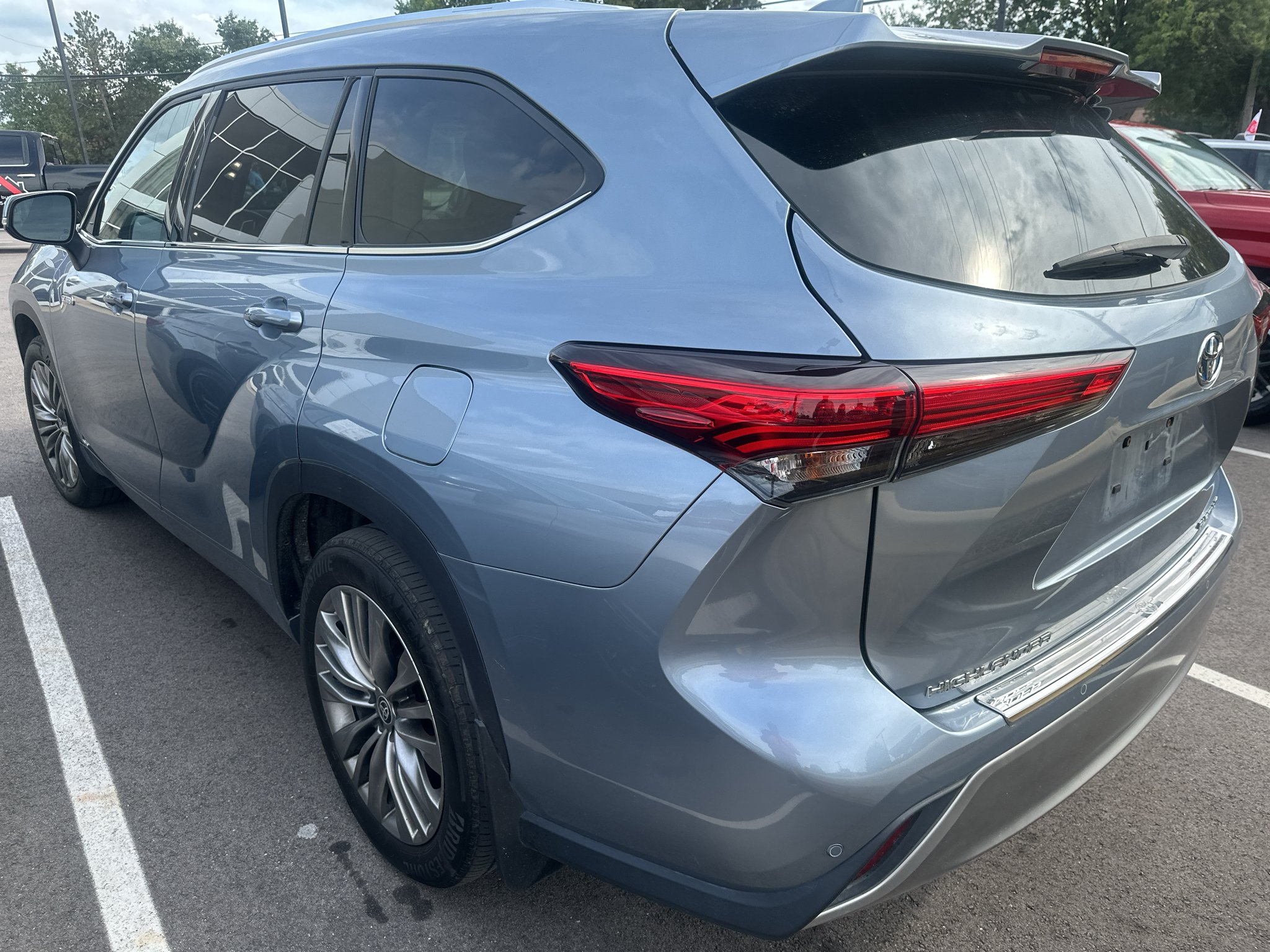 Used 2020 Moon Dust Toyota Hybrid Platinum image 2
