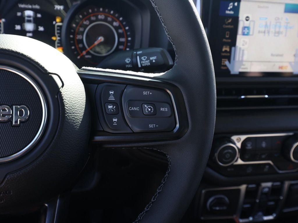 New 2026 Granite Crystal Metallic Clear-Coat Exterior Paint Jeep Sport S image 25