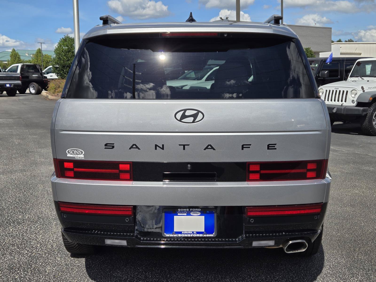 Used 2024 Shimmering Silver Pearl Hyundai Calligraphy image 39