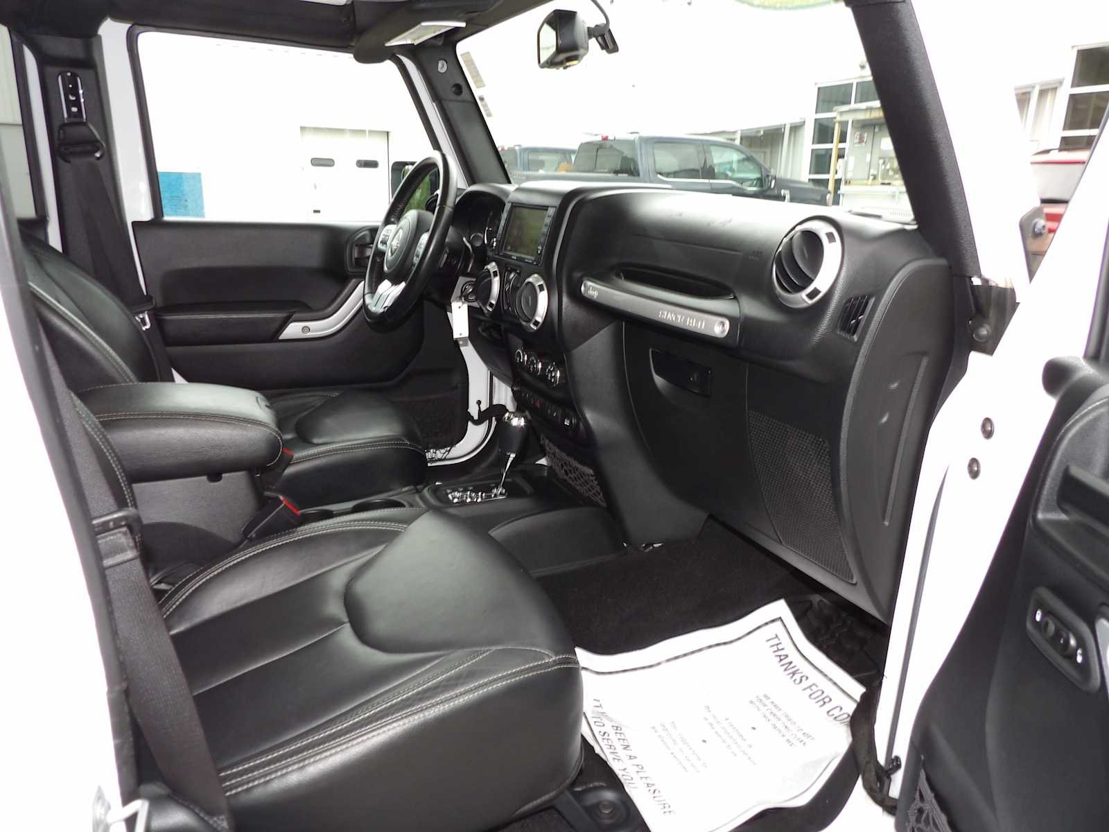 Used 2017 Bright White Clearcoat Jeep Rubicon Hard Rock image 13