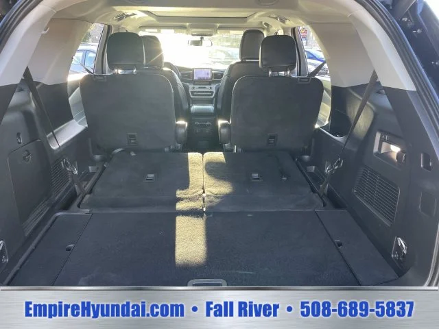 Used 2023 Black Ford XLT image 7