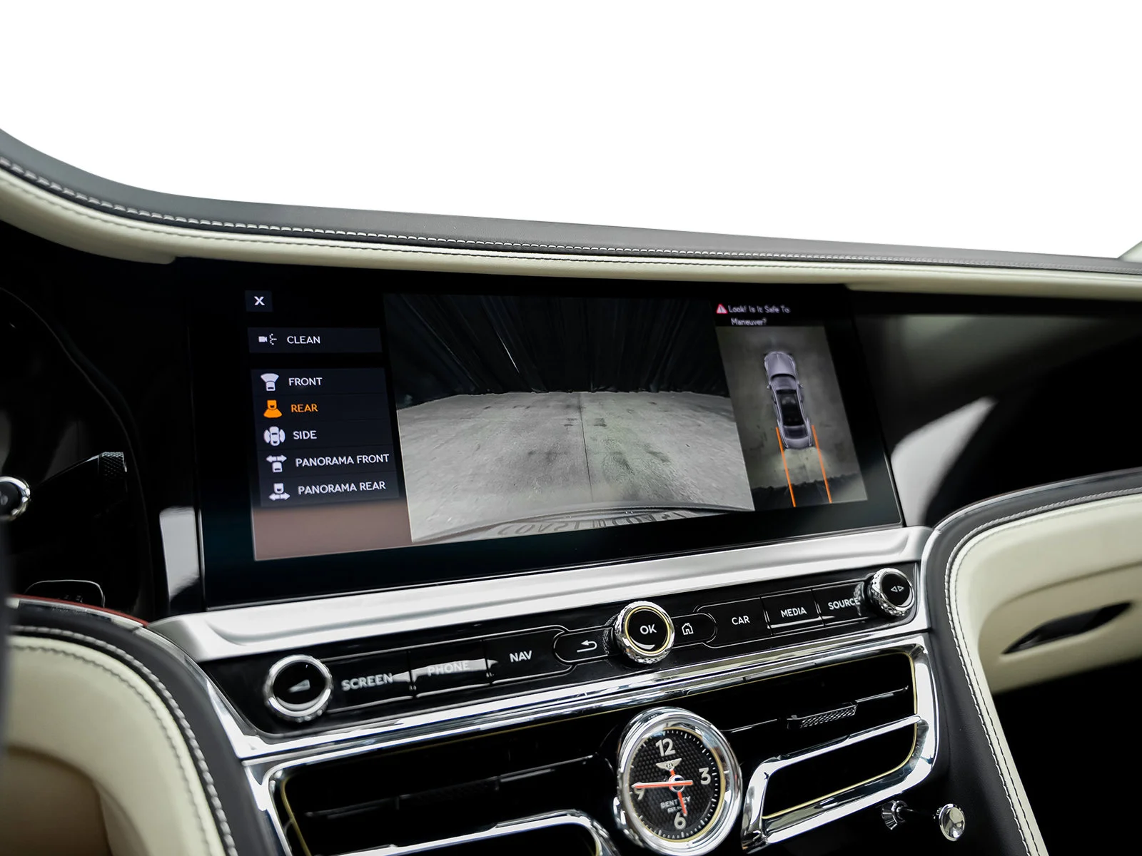 Used 2022 White Bentley  image 47