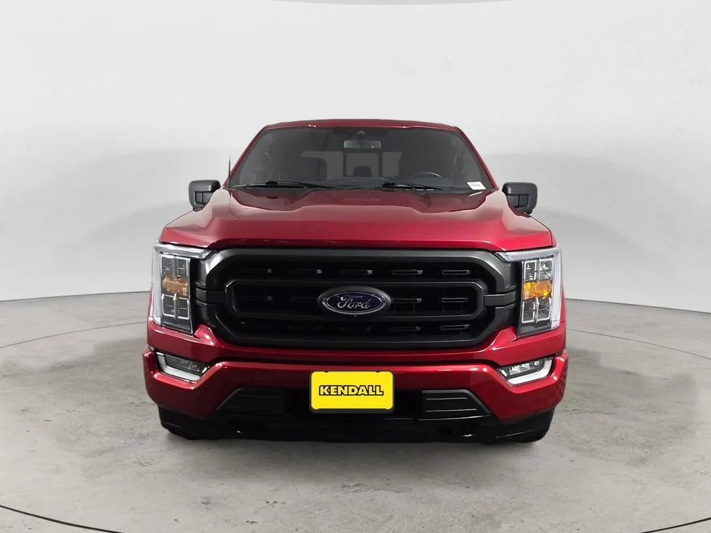 Used 2021 Red Ford XLT image 8