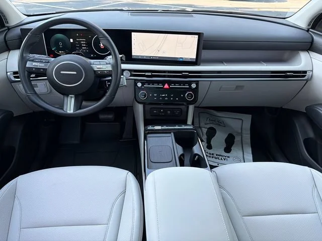 Used 2025 Gray Hyundai SEL Convenience image 23