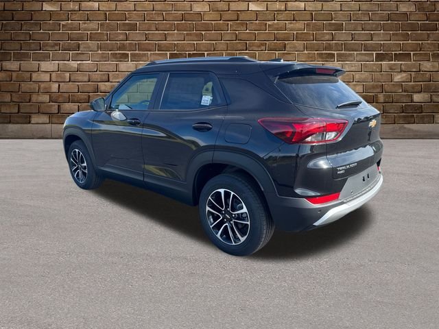 2026 Chevrolet Trailblazer LT photo 3