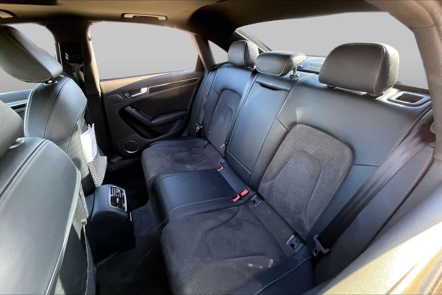 Used 2016 Daytona Gray Pearl Effect Audi Premium Plus image 19