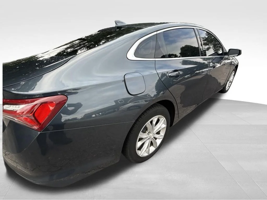 Used 2020 Gray Chevrolet LT image 5