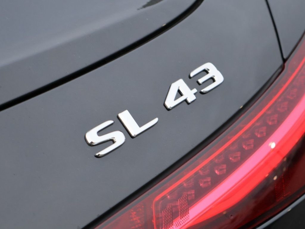 New 2026 Obsidian Black Metallic Mercedes-Benz SL 43 AMG® image 8