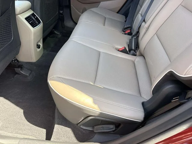 Used 2020 Red Hyundai Ultimate image 15