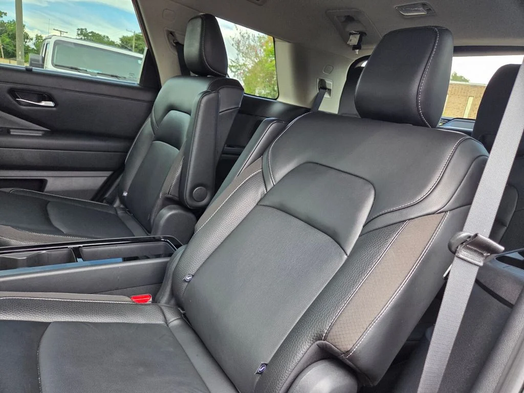 Certified Used 2023 Red Nissan SL image 26