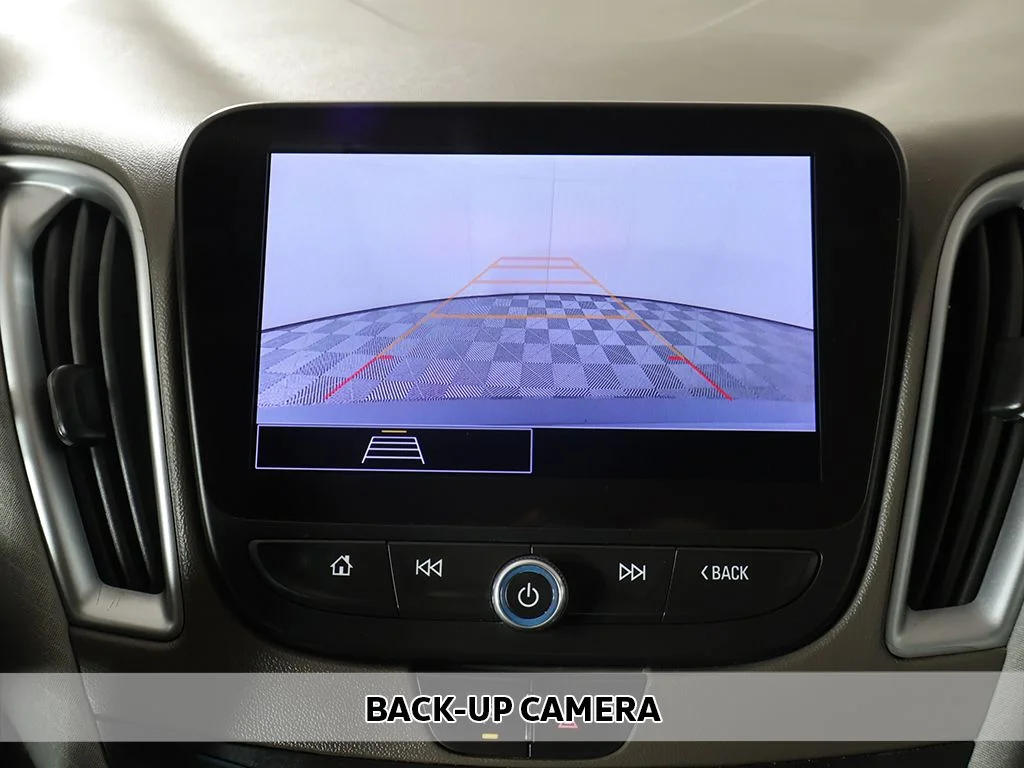 Used 2023 Gray Chevrolet LT image 4