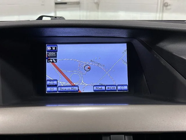 Used 2013 Silver Lexus 350 image 23