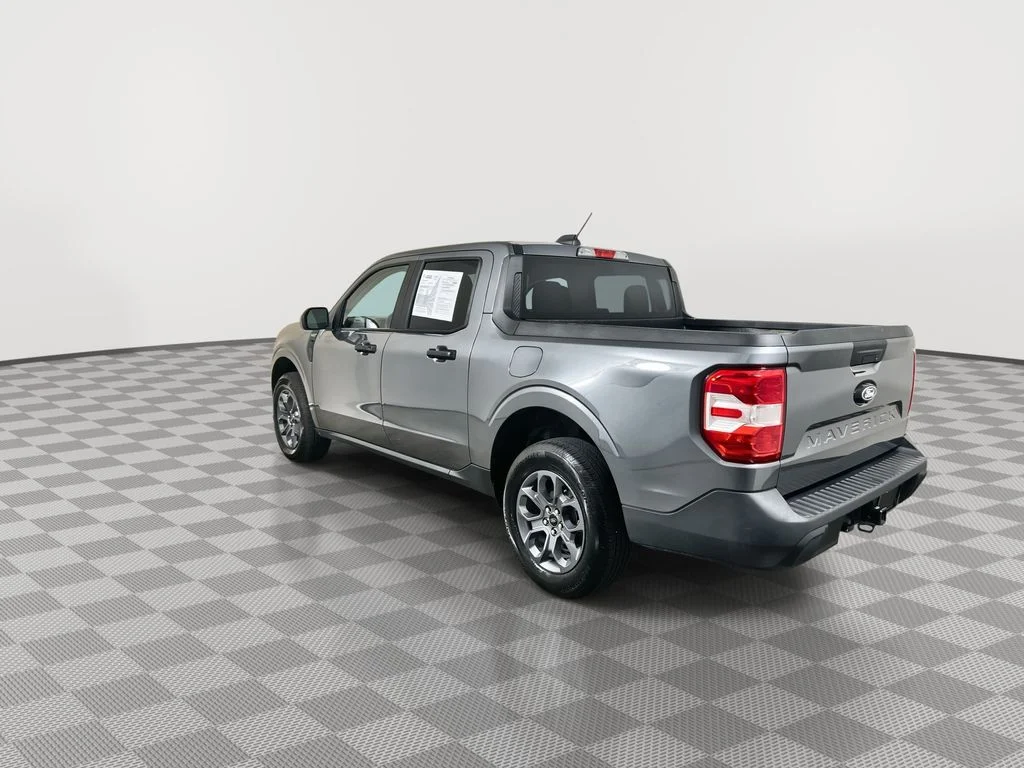 Used 2026 Gray Ford XLT image 6