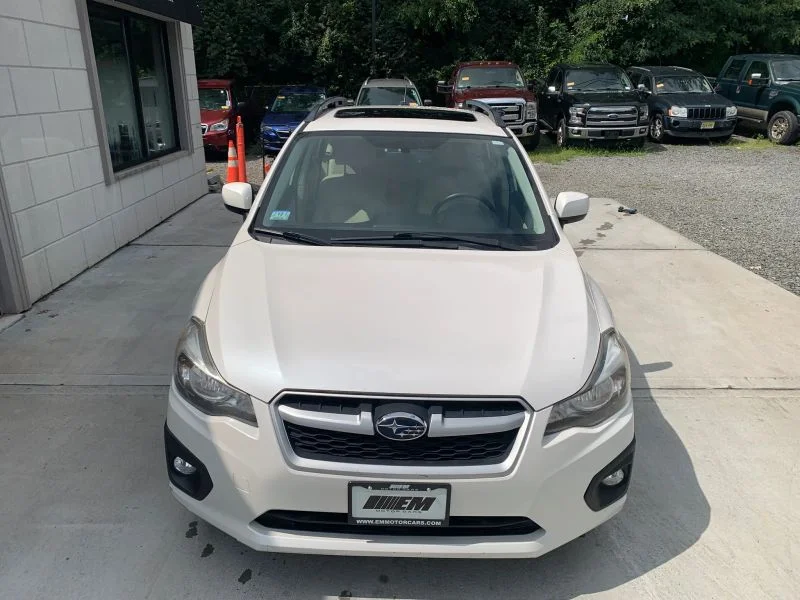 Used 2012 White Subaru 2.0i Sport Limited Wagon 4D image 23