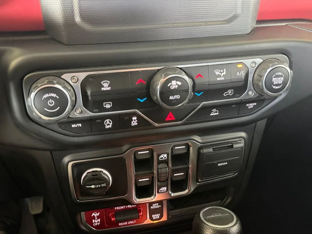 Used 2020 Black Jeep Rubicon image 24
