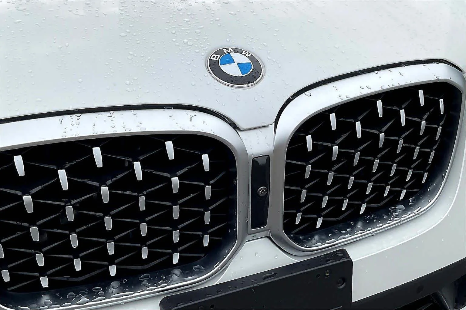 Used 2024 Alpine White BMW xDrive30i image 59