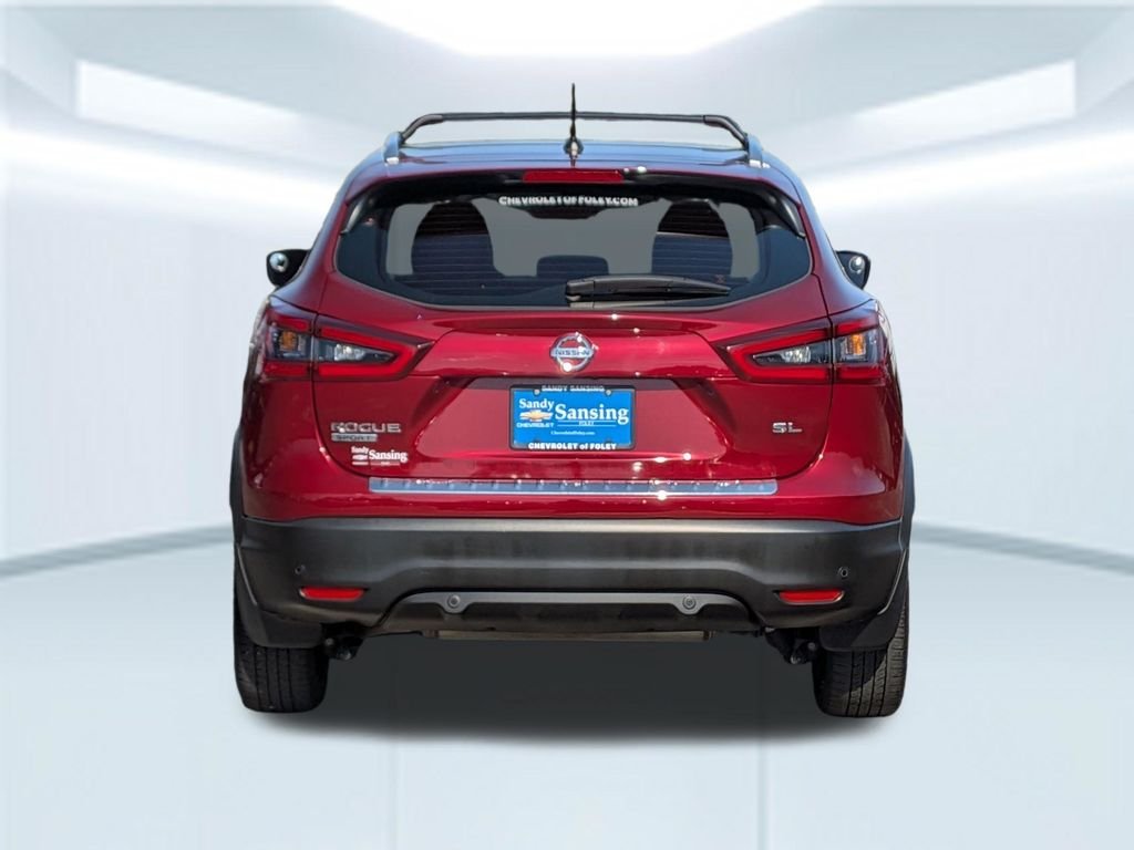 Used 2022 Red Nissan SL image 5