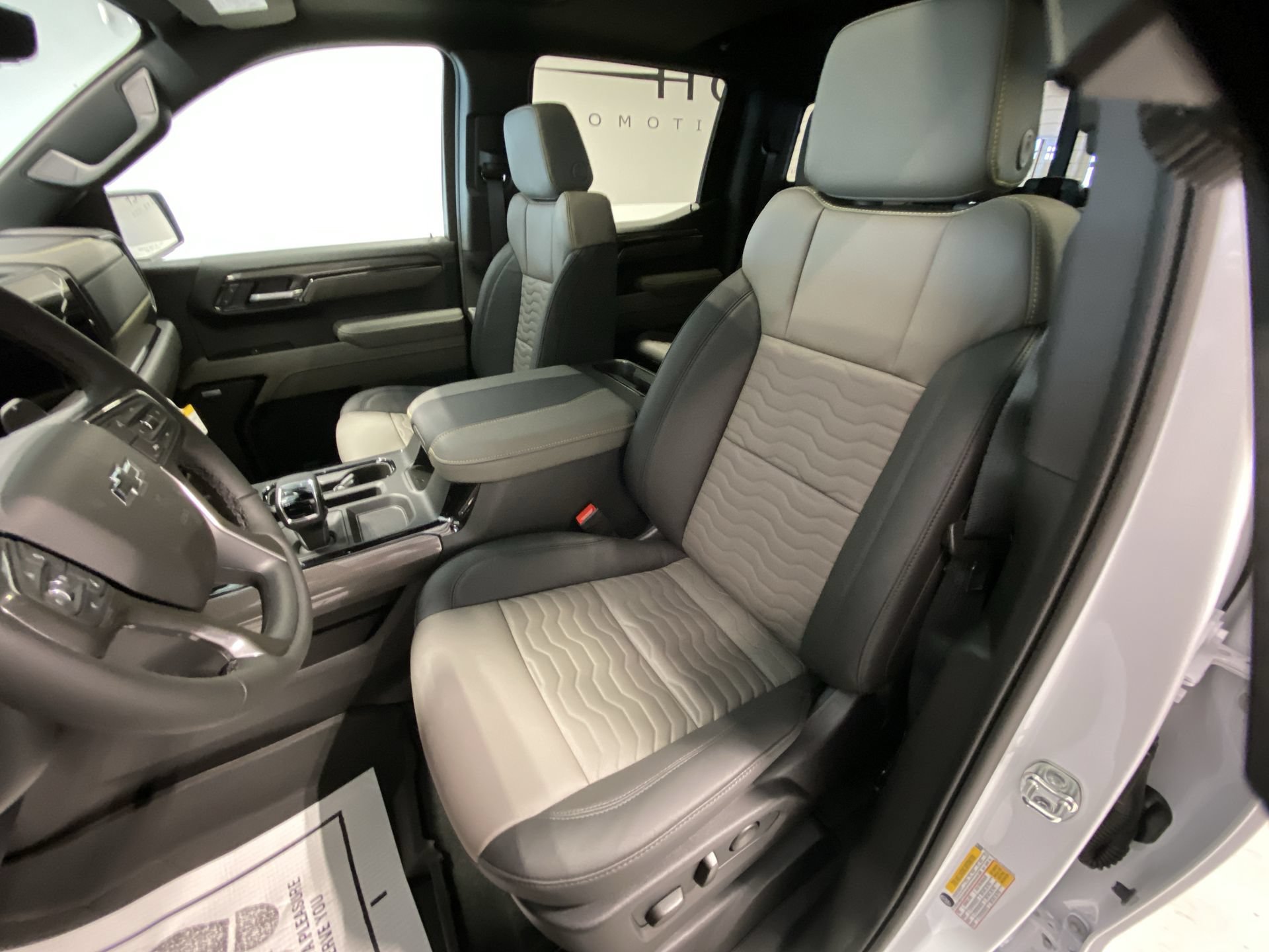 New 2026 Summit White Chevrolet ZR2 image 19