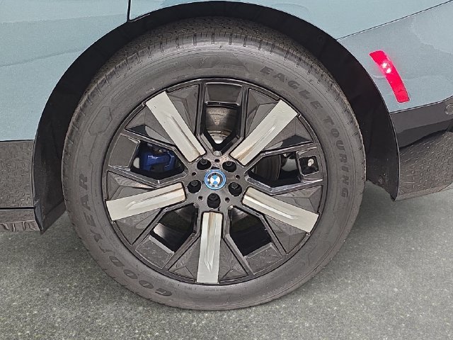 Certified Used 2024 Blue Ridge Mountain Metallic BMW xDrive50 image 30