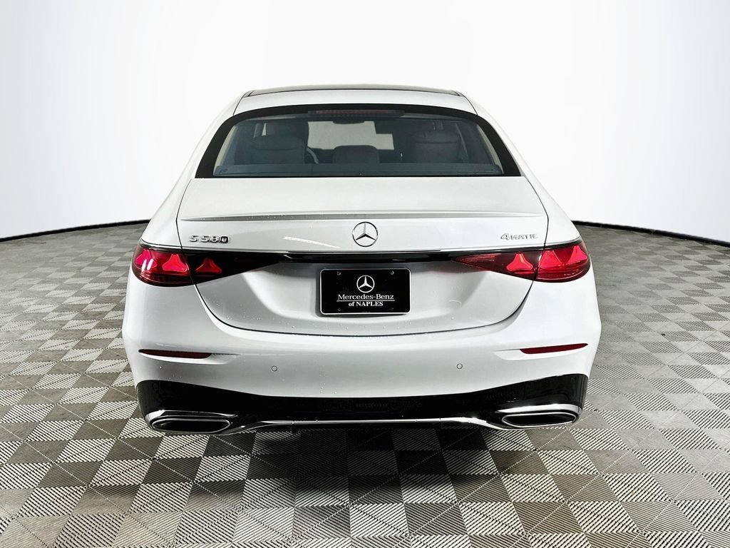 New 2027 MANUFAKTUR Moonlight White Metallic Mercedes-Benz S 580 image 39