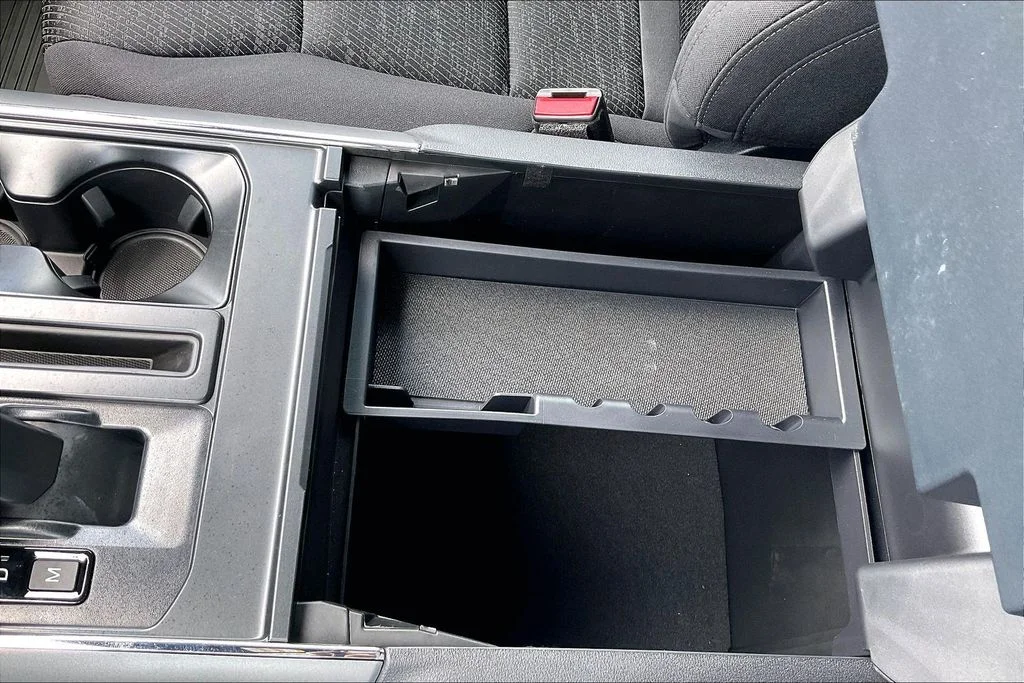 Used 2026 Gray Ford XLT image 26