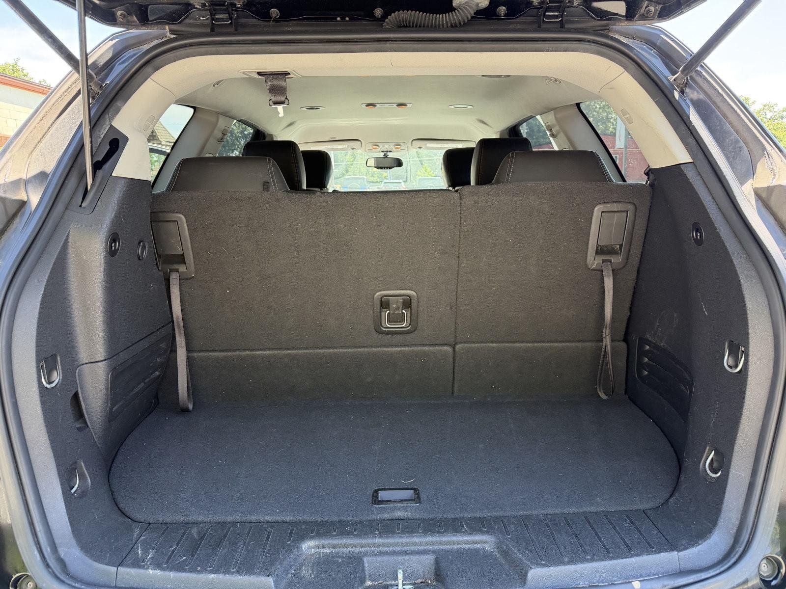 Used 2016 Mosaic Black Metallic Chevrolet LT image 15