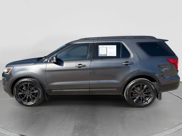 Used 2019 Gray Ford XLT image 4