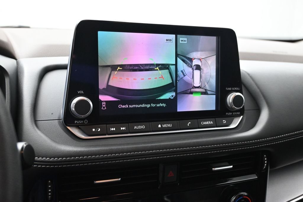 Used 2022 Black Nissan SV image 23