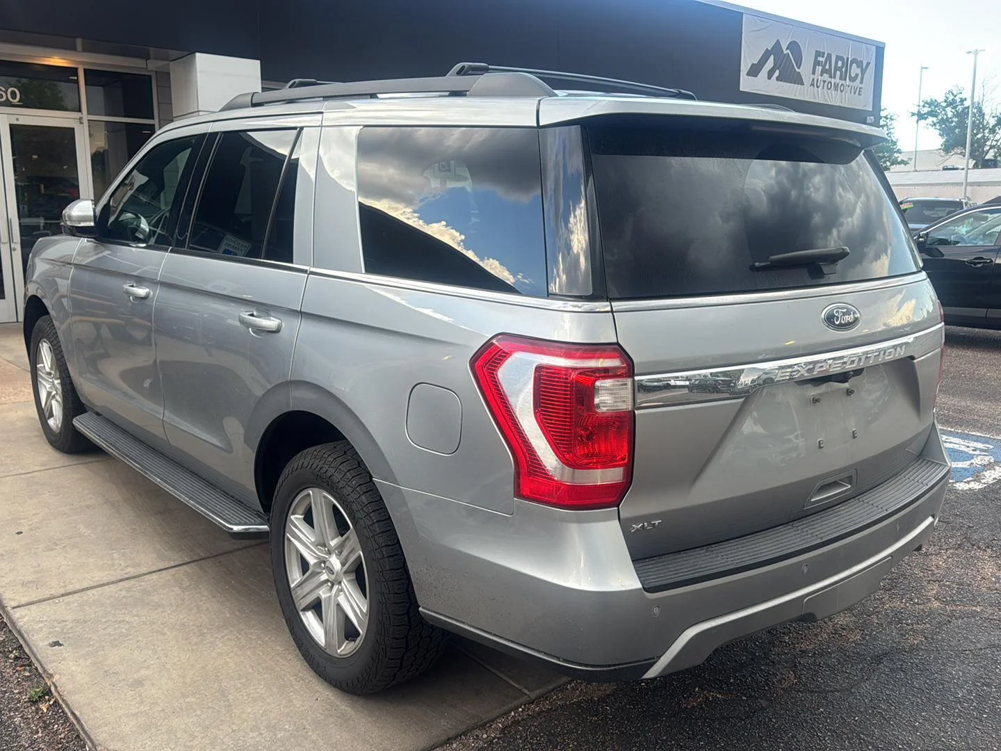 Used 2020 Iconic Silver Ford XLT image 6
