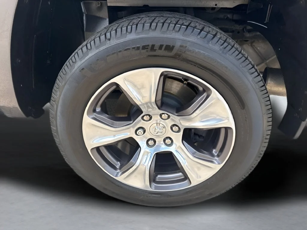 Used 2019  Ram Laramie image 34