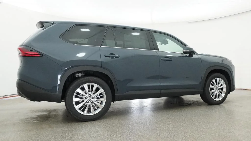 New 2026 Storm Cloud Toyota Platinum image 47