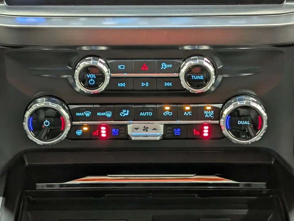 New 2026 Carbonized Gray Metallic Ford F-250® Lariat® image 6