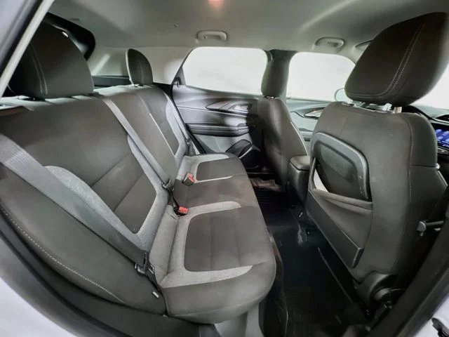 Used 2022 White Chevrolet LT image 39