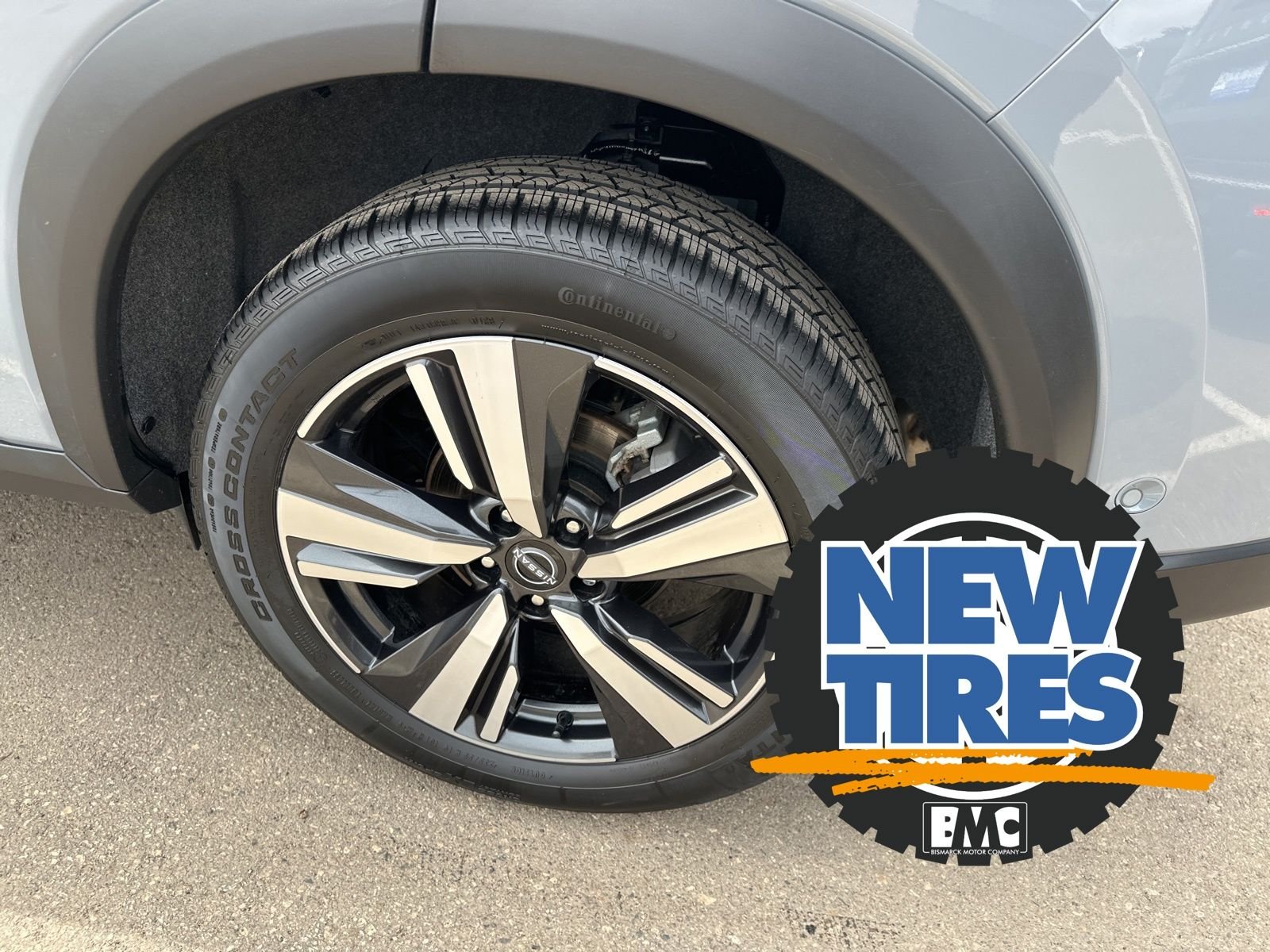 Certified Used 2025 Gray Nissan SL image 8
