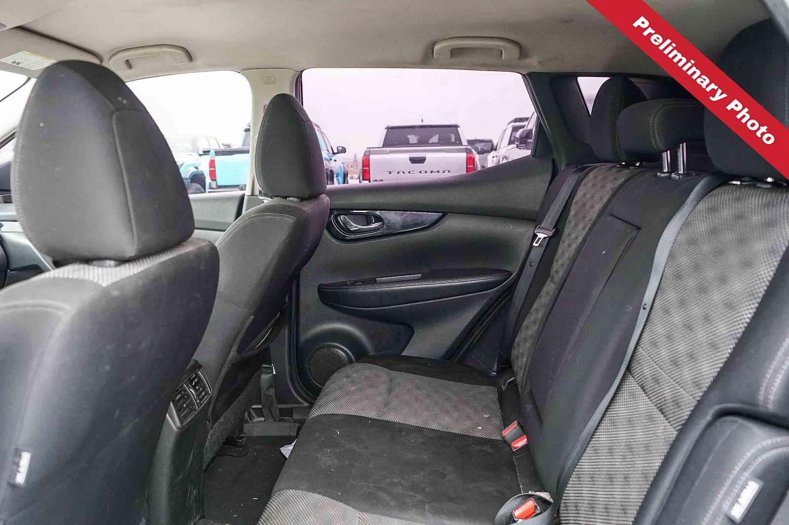 Used 2020 Scarlet Ember Tintcoat Nissan SV image 12