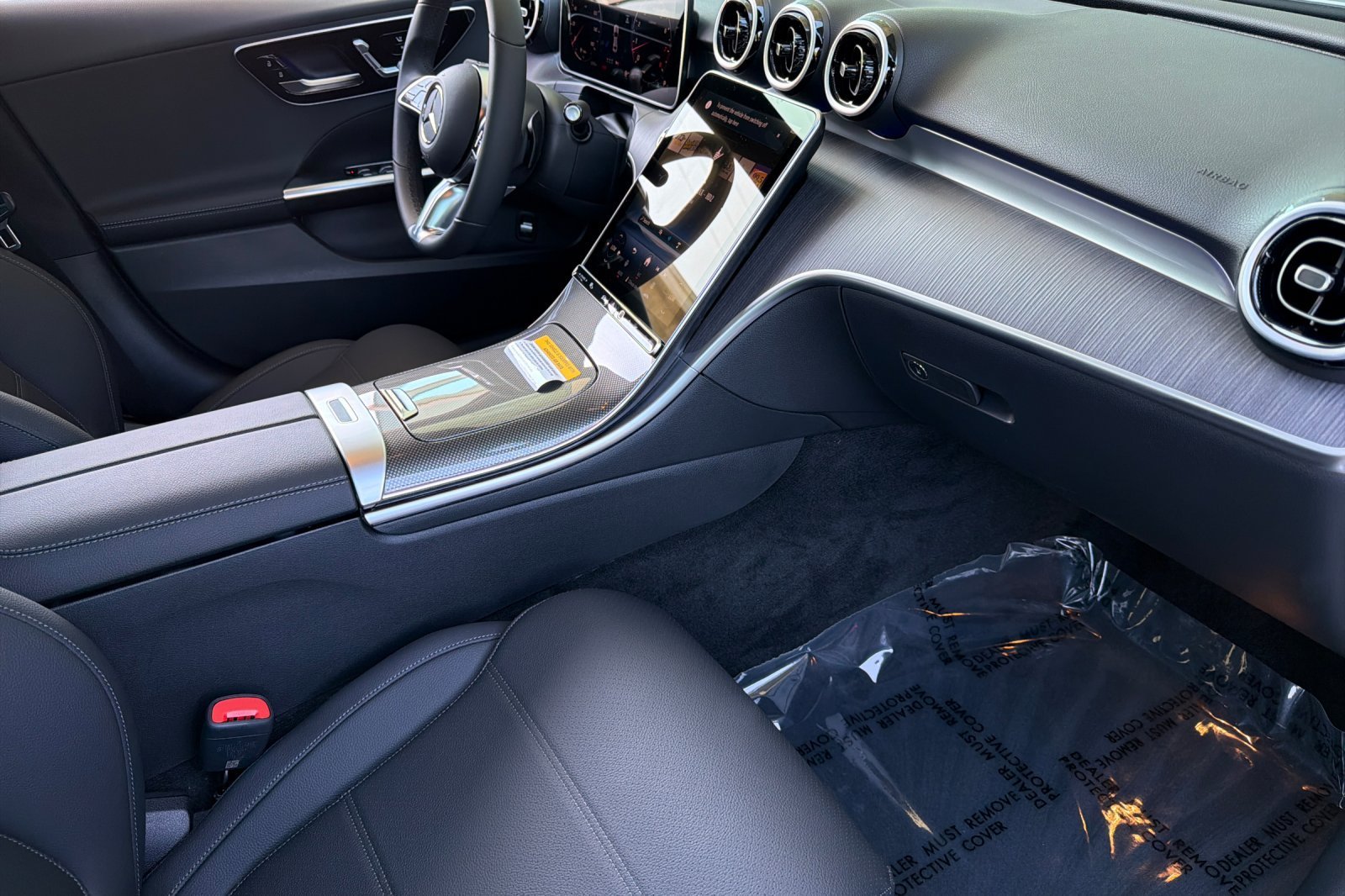 New 2026 MANUFAKTUR Alpine Grey Mercedes-Benz C 300 image 16