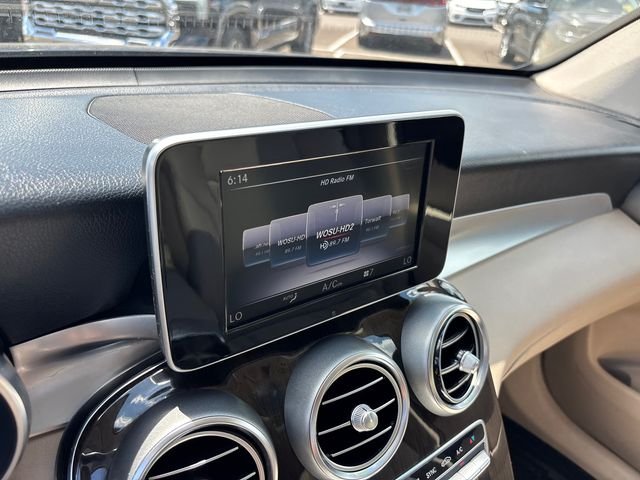 Used 2019  Mercedes-Benz GLC 300 image 22