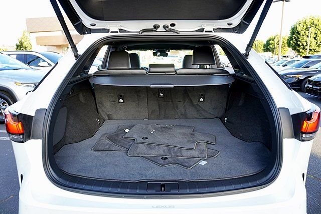 Used 2024 White Lexus 350 image 12