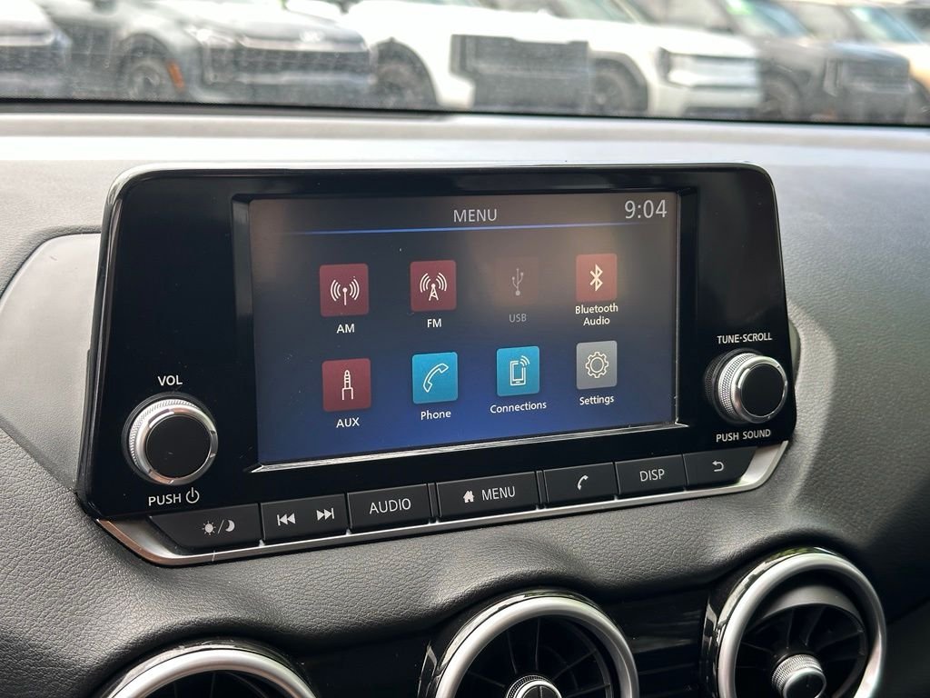 Used 2025 Gray Nissan S image 5