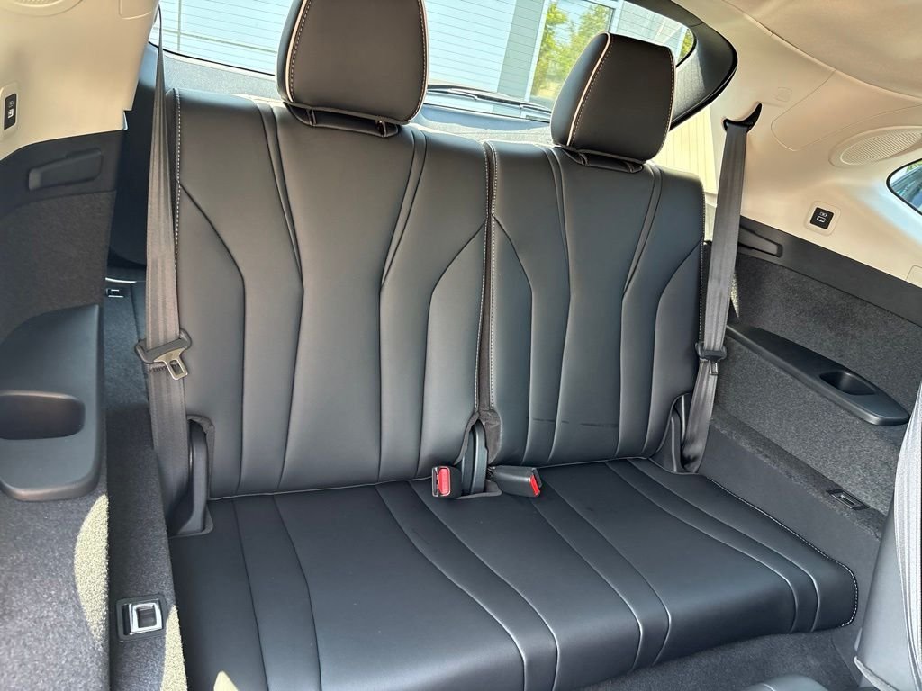 New 2026 Liquid Carbon Metallic Acura Advance Package image 30