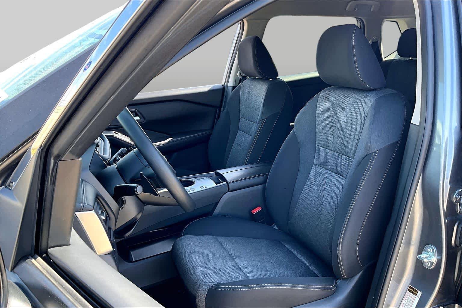 Used 2024 Gun Metallic Nissan SV image 8