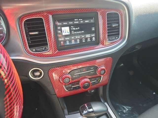 Used 2022 Torred Clearcoat Dodge SXT image 32